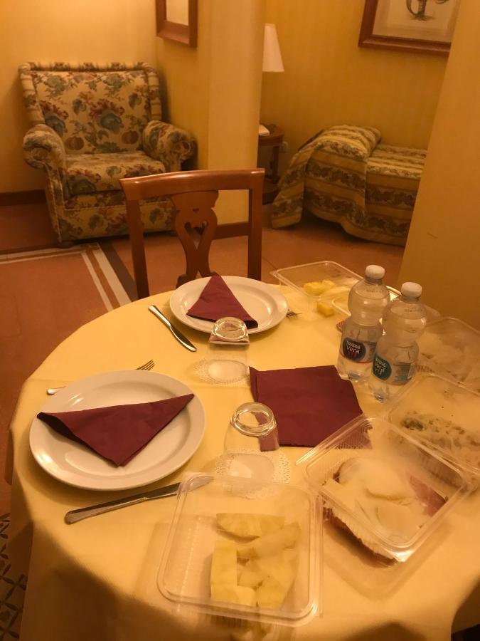 Residenza D'aragona Hotel