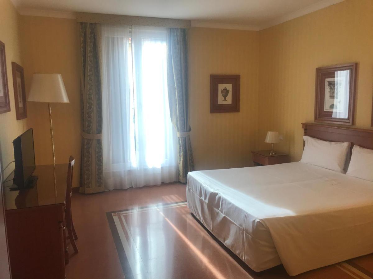 Residenza D'aragona Hotel